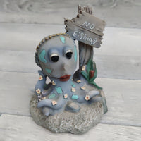 Resin Airline Aquarium Decoration Breathing Octopus 10x14.5cm