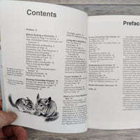 A Complete Pet Owner's Manual: Chinchillas (Paperback)